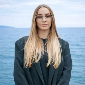 Mojca Hlupič