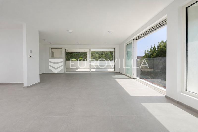 Opatija Privé, exclusivo apartamento de cuatro habitaciones 140,16 m², piscina, gimnasio - 7