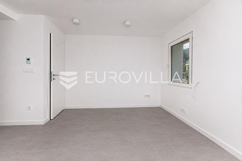 Opatija Privé, exclusivo apartamento de cuatro habitaciones 140,16 m², piscina, gimnasio - 18