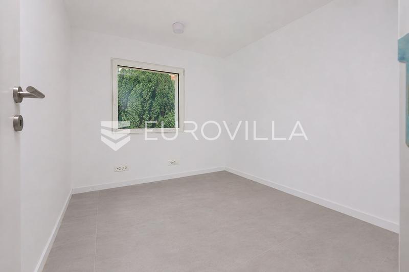 Opatija Privé, exclusivo apartamento de cuatro habitaciones 140,16 m², piscina, gimnasio - 13