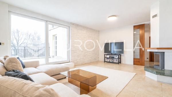 Zagreb, Srebrnjak, prekrasan peterosoban penthouse 215,88 m², otvoreni pogled