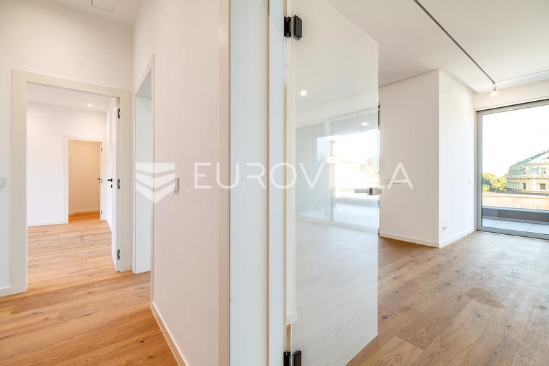 Langov Trg, Novakova luksuzna novogradnja, luksuzan ured 174 m², 2 garaže i spremište - 9