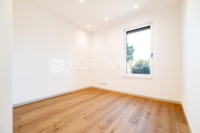 Langov Trg, Novakova luksuzna novogradnja, luksuzan ured 174 m², 2 garaže i spremište - 7