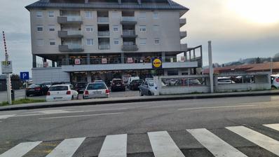 Krapina, prostran poslovni prostor 12 garage parking spaces, 489 m²