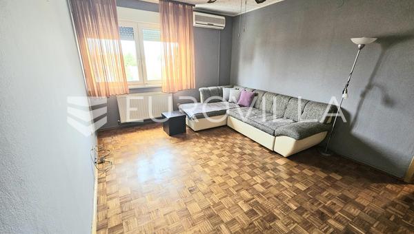 Osijek, Jug 2, üç odalı daire Srijemska Caddesi, 49,8 m², 2. kat