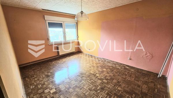 Eszék, Jug 2, háromszobás lakás Srijemska utca, 49,8 m², 2. emelet