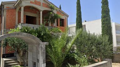 Zadar, Diklo – House in Roh-Bau Phase with 6 Residential Units and Open Sea View