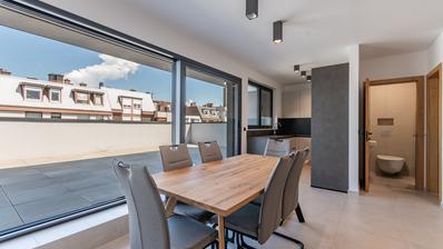 Varaždin, Centar, moderan penthouse na odličnoj lokaciji s parking mjestom, NOVOGRADNJA