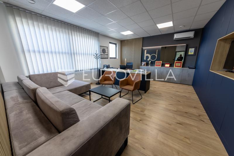 Osijek, Omgeving - Productie-, Opslag- en Kantoorbedrijfscomplex - 3