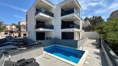 Hvar, Vrboska, two-bedroom apartment in a new building