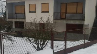 Vrbovsko, Moravice, samostojna hiša s tremi stanovanji, 288 m²