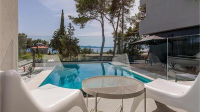 Zadar, Diklo, prekrasna villa s bazenom i pogledom na more