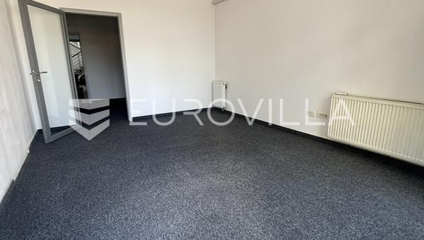 Slavonski Brod, poslovni prostor 48 m² u Štamparevoj ulici