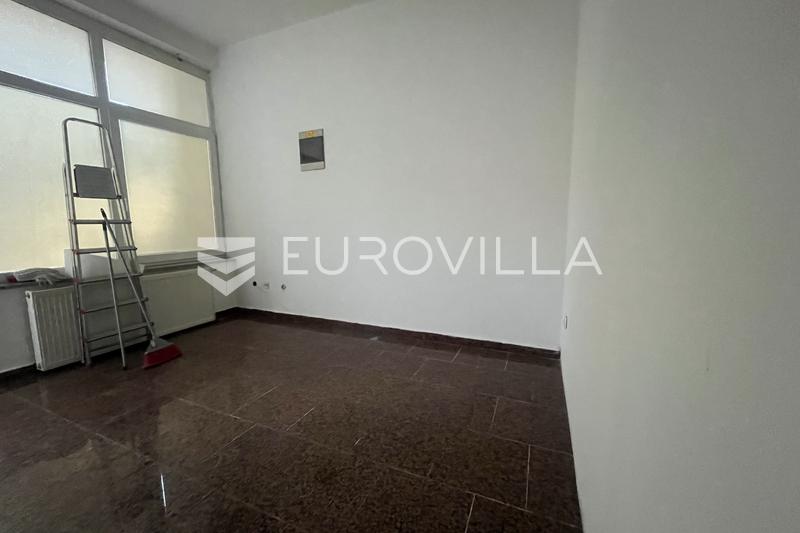 Slavonski Brod, poslovni prostor 48 m² u Štamparevoj ulici - 4