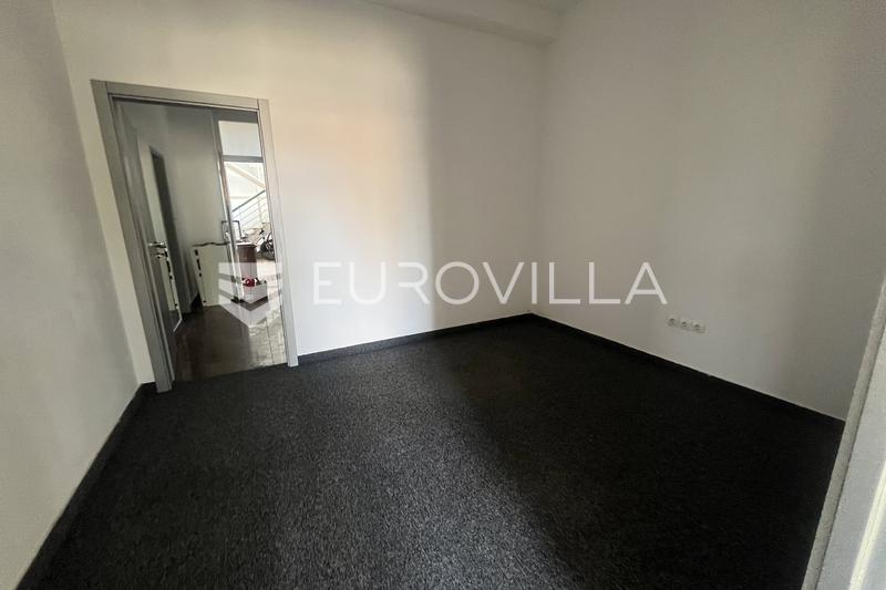 Slavonski Brod, poslovni prostor 48 m² u Štamparevoj ulici - 3