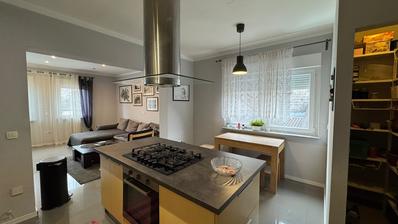 Dakovó, modern, három hálószobás lakás erkéllyel, 83 m²