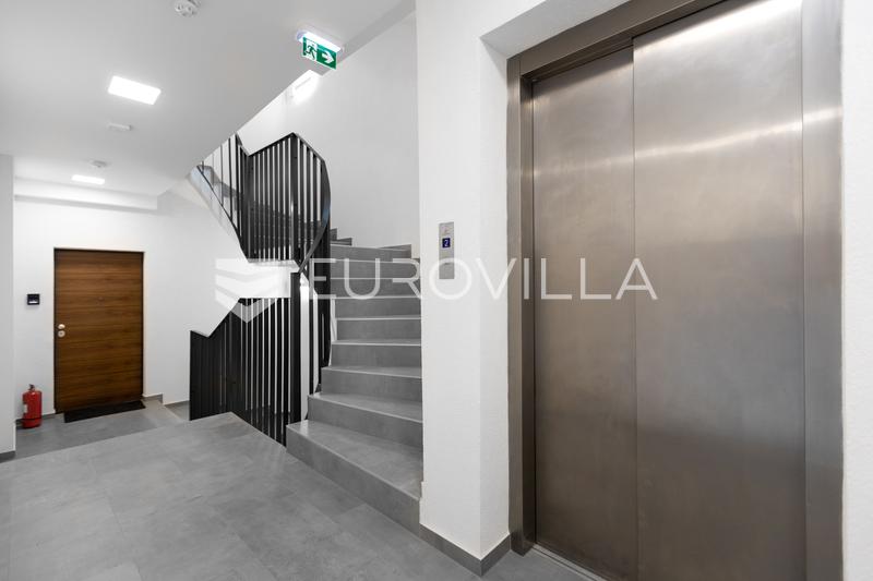 Rijeka, Pecine, NOWA INWESTYCJA, luksusowy apartament czteropokojowy, 200,29 m², pierwszy rząd do morza - 11