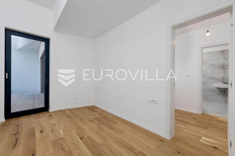 Rijeka, Pecine, NOWA INWESTYCJA, luksusowy apartament czteropokojowy, 200,29 m², pierwszy rząd do morza - 17