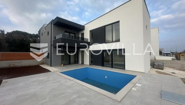 Ístria, Liznjan, casa geminada de 150 m² com vista para o mar, piscina e jardim paisagístico