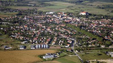 Osijek, Baranja, poslovni kompleks na odličnoj lokaciji (hotel, restoran, zemljište)
