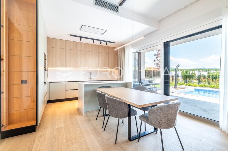 Zagreb Maksimir Luxus 4-Zimmer-Wohnung, Haus mit Pool 210 m² ERSTE VERMIETUNG - 3
