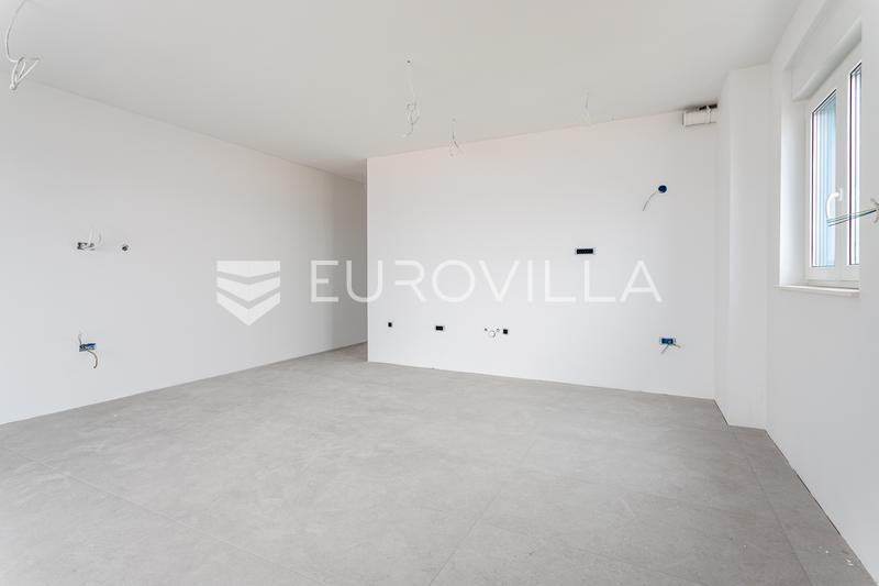 Čiovo, Okrug Gornji, dvosoban stan na drugom katu s pogledom na more