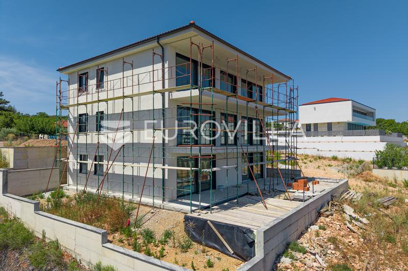Île de Krk, Vrbnik, appartement moderne avec vue sur la mer, espace studio supplémentaire et jardin - 19