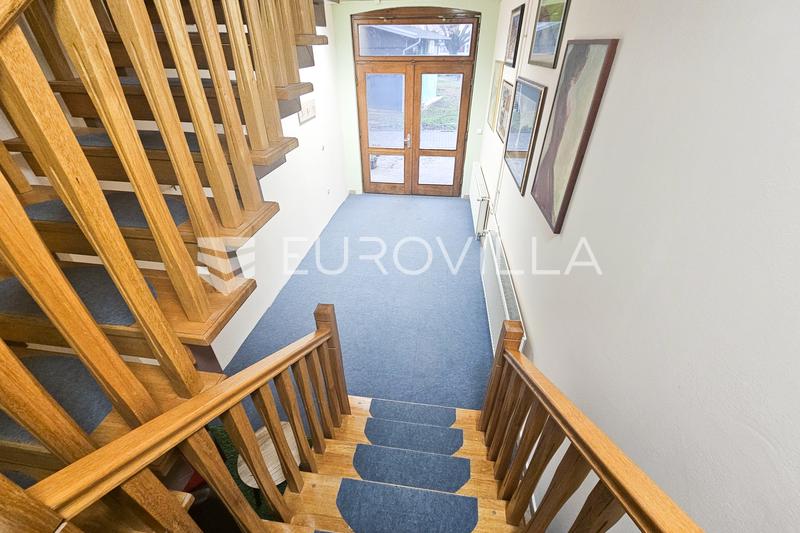 Vinkovci, CENTAR, stambeno, poslovna zgrada 286,41 m² na zemljištu površine 836 m² - 10