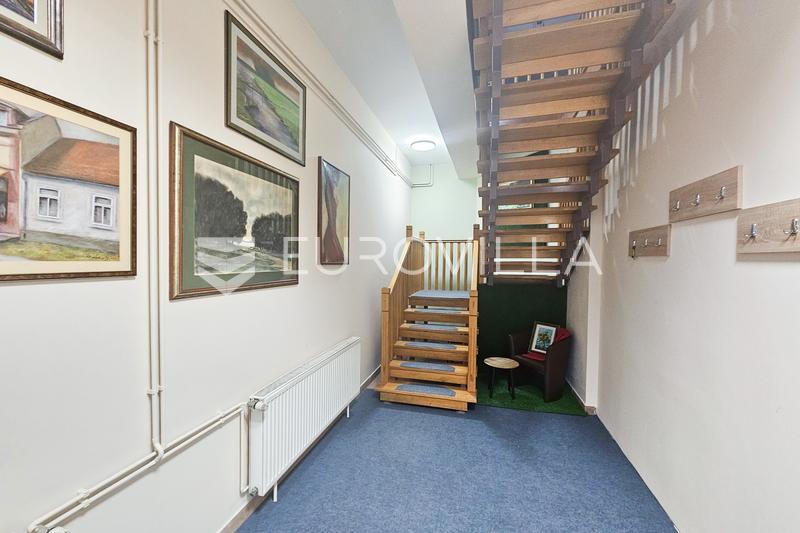 Vinkovci, CENTAR, stambeno, poslovna zgrada 286,41 m² na zemljištu površine 836 m² - 11