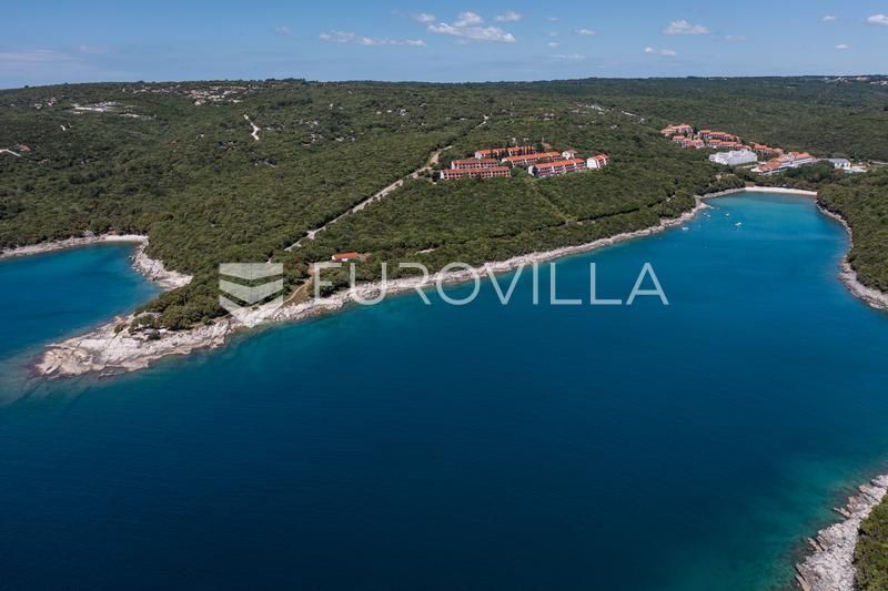 Istria, Duga Uvala - 2. kerros, remontoitu huoneisto kompleksissa merinäköalalla, 150 m merestä - 3