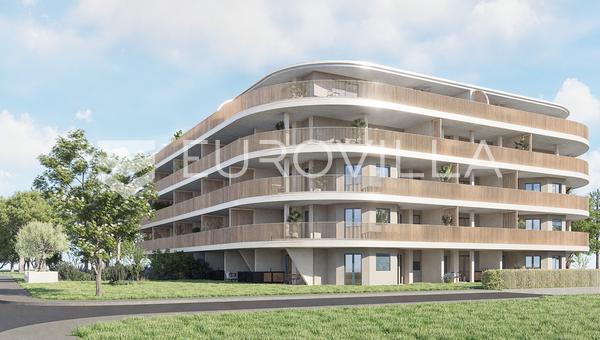 Isztria, Umag, vonzó földszinti lakás saját kerttel, S008