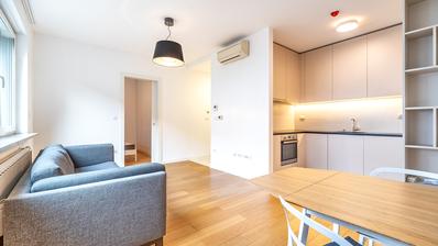 ZÁGRÁB, VÁROSKÖZPONT - GRADA MAINZA 16 Két hálószobás lakás 40 m² garázzsal - BÉRLET