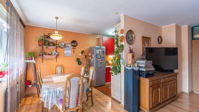 Varaždin, Bronx – Driekamerappartement met een totale oppervlakte van 76,3 m²
