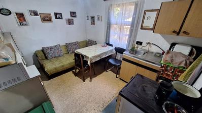 Karlovac, Tušilović, hiša 50 m², mirna lokacija
