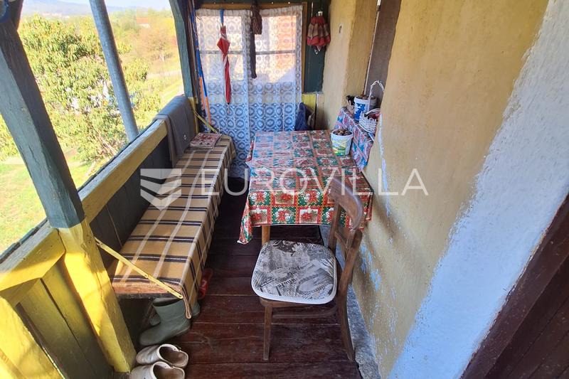 Karlovac, Tušilović, kuća 50 m², mirna lokacija - 3