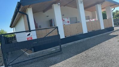 Nova Gradiška, Poljane - casa 215 m² com potencial