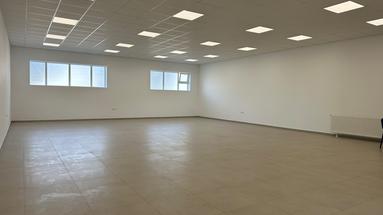 Požega, newly renovated 150 m² commercial space with parking.