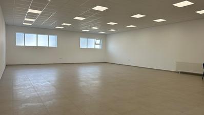 Požega, newly renovated 150 m² commercial space with parking.