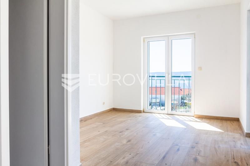 Brac, Bol, appartamento con tre camere da letto in un edificio più piccolo con vista mare - 4