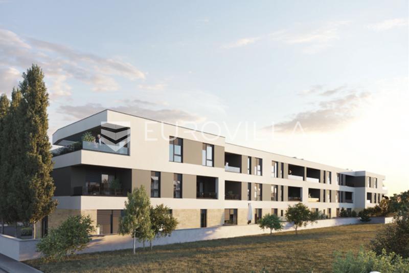 Pula, Štinjan, excellent two-bedroom apartment with garden