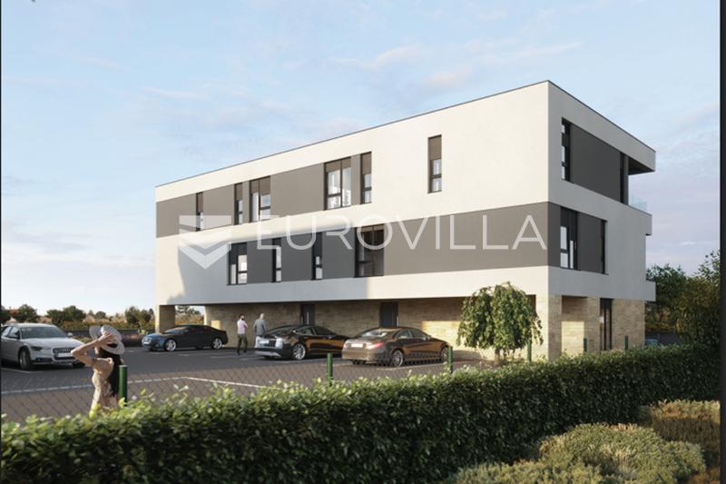 Pula, Štinjan, excellent two-bedroom apartment with garden