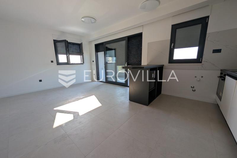 Kastel Stari - Ticari Alan, Teraslı ve 2 Otoparklı 86 m² Ofis - 11