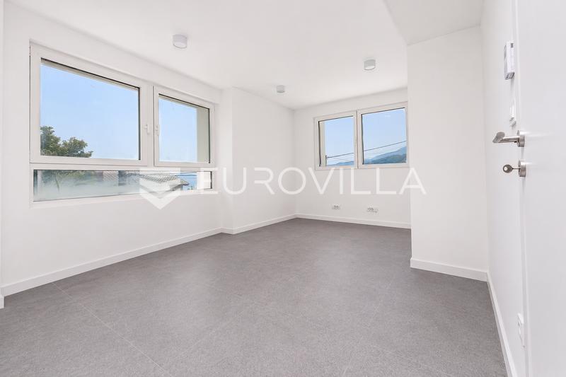 Opatija Privé, ekskluzivan trosoban stan 86 m², bazen, teretana - 11