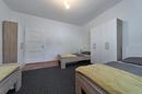 Osijek, Jug II, treværelses lejlighed i stueetagen af en byvilla med 3 lejligheder - 6
