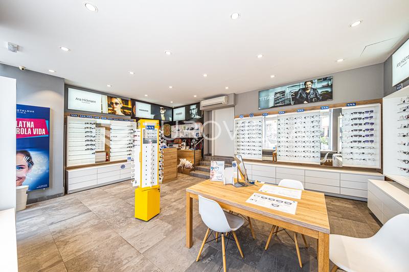 Zagreb, rue Savska, espace commercial de plain-pied boutique, bureau, 80 m². - 2