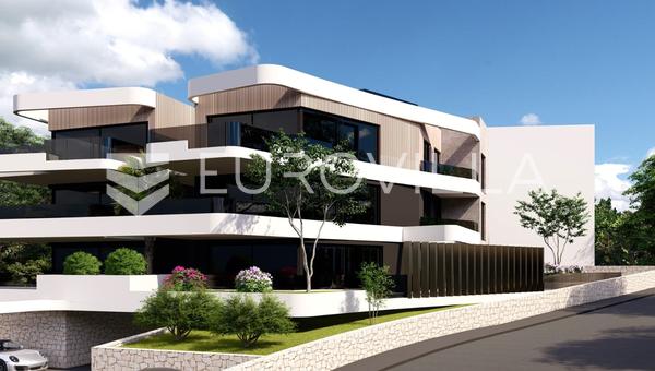 Lovran, un atractivo apartamento de cuatro habitaciones de 175 m2, NUEVA CONSTRUCCIÓN.
