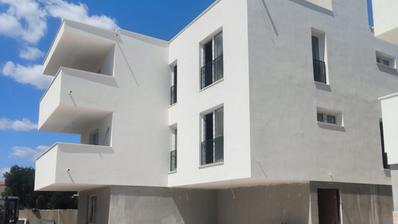 Zadar, Vir, dvoetažni apartman B3 površine 74,8 m² s krovnom terasom površine 31 m²