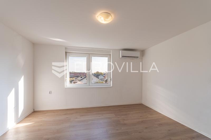 Varaždin, Banfica, felújított, azonnal költözhető lakás, 45 m² - 2