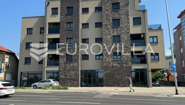 Zagreb Ilica atraktivan poslovni prostor, ulični lokal 215 m² terasa 95 m² 6 parkirnih mjesta