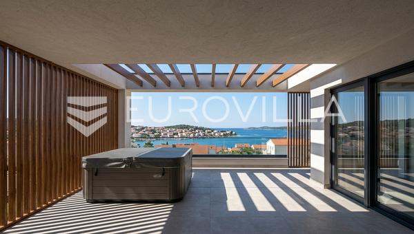 Ciovo, Okrug Gornji - penthouse met panoramisch uitzicht